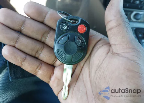 2010 Ford Fusion Sel from USA, damaged, VIN 3FAHP0JA3AR184654